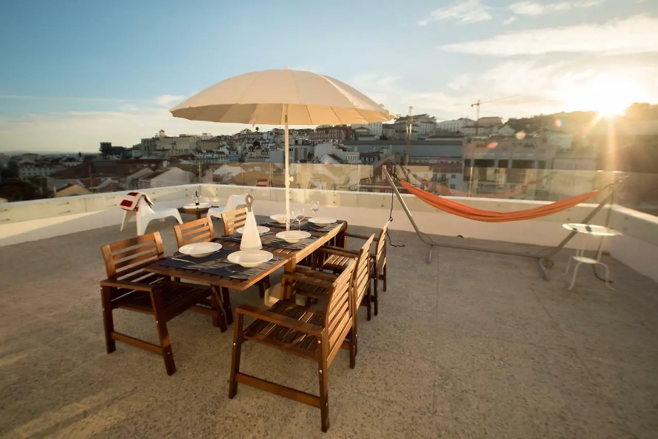 Amazing Rooftop Terrace Downtown Lisbon Daire