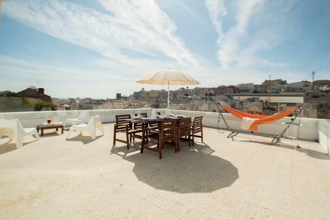 Amazing Rooftop Terrace Downtown Lisbon Daire