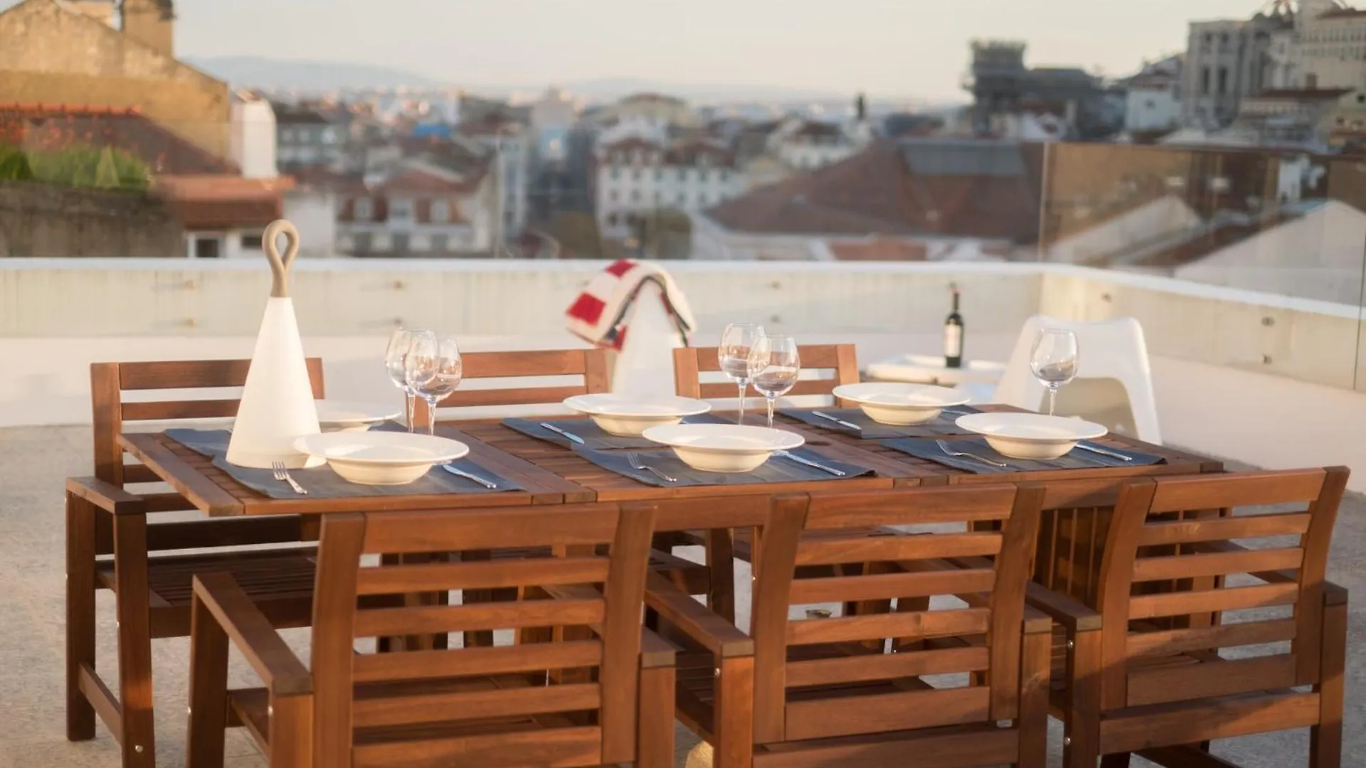 Amazing Rooftop Terrace Downtown Lisbon Apartment